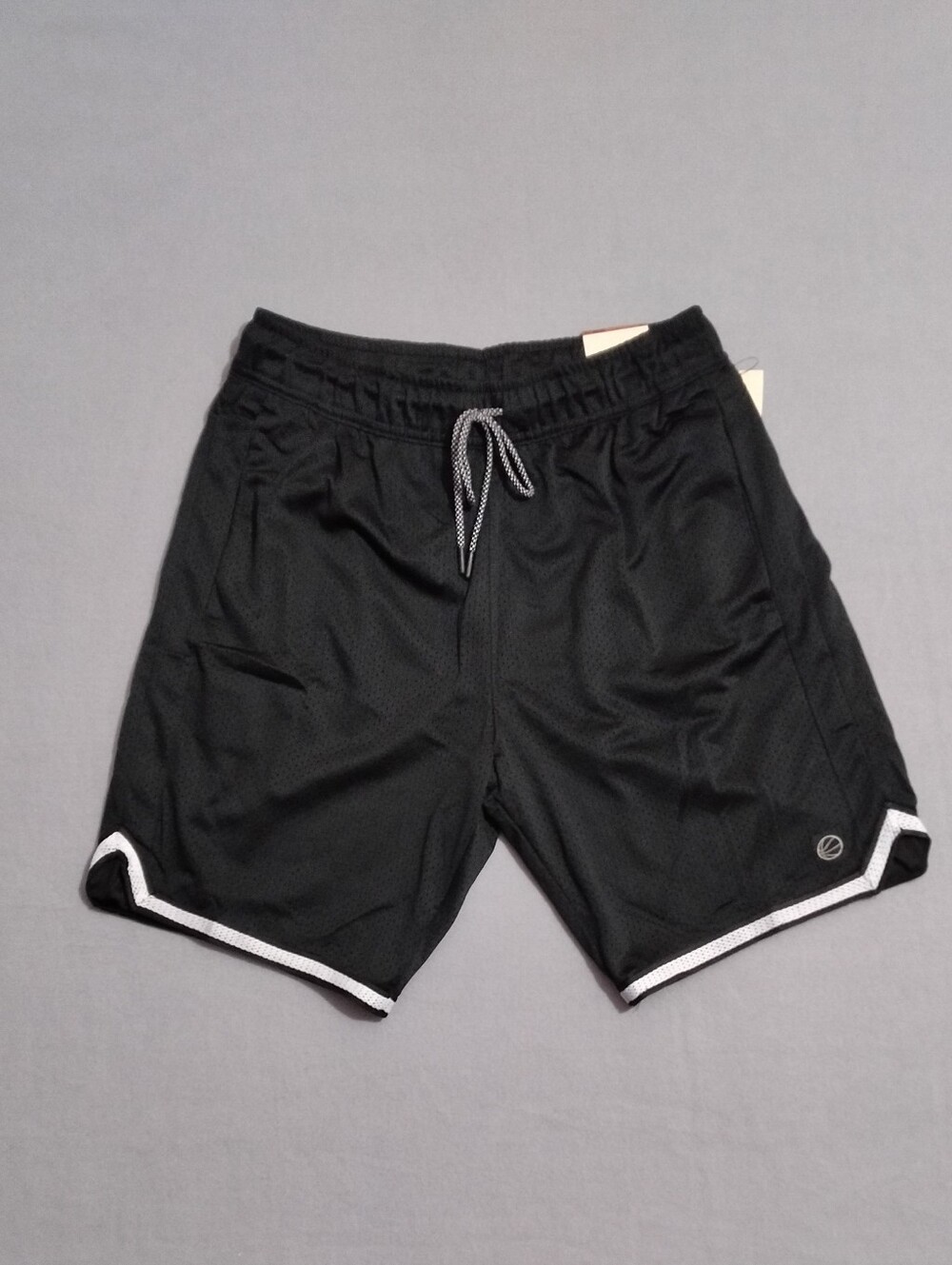 Legends Halfcourt Men's Mesh Basketball Shorts Size Large 8.5" Inseam Black NWT